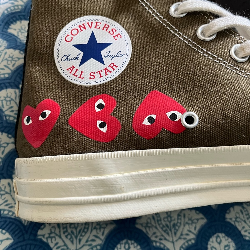 Comme des Garcons Play x Chuck 70 Hi Top 'Multi Heart' Olive M9/ W11 - Picture 4 of 9